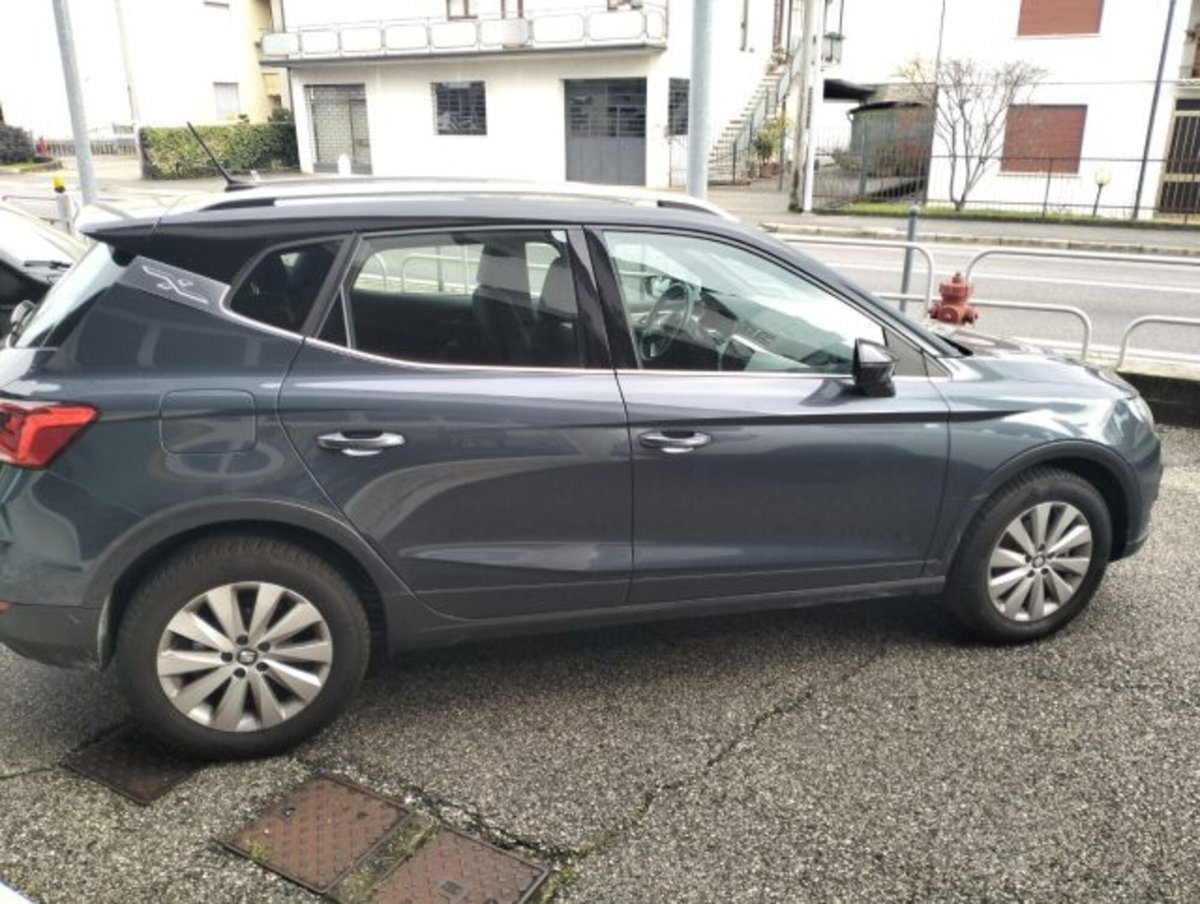 SEAT Arona 1.0 EcoTSI 110 CV DSG FR (2)