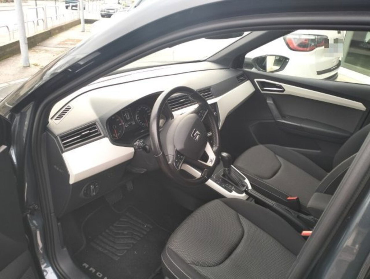 SEAT Arona 1.0 EcoTSI 110 CV DSG FR (4)