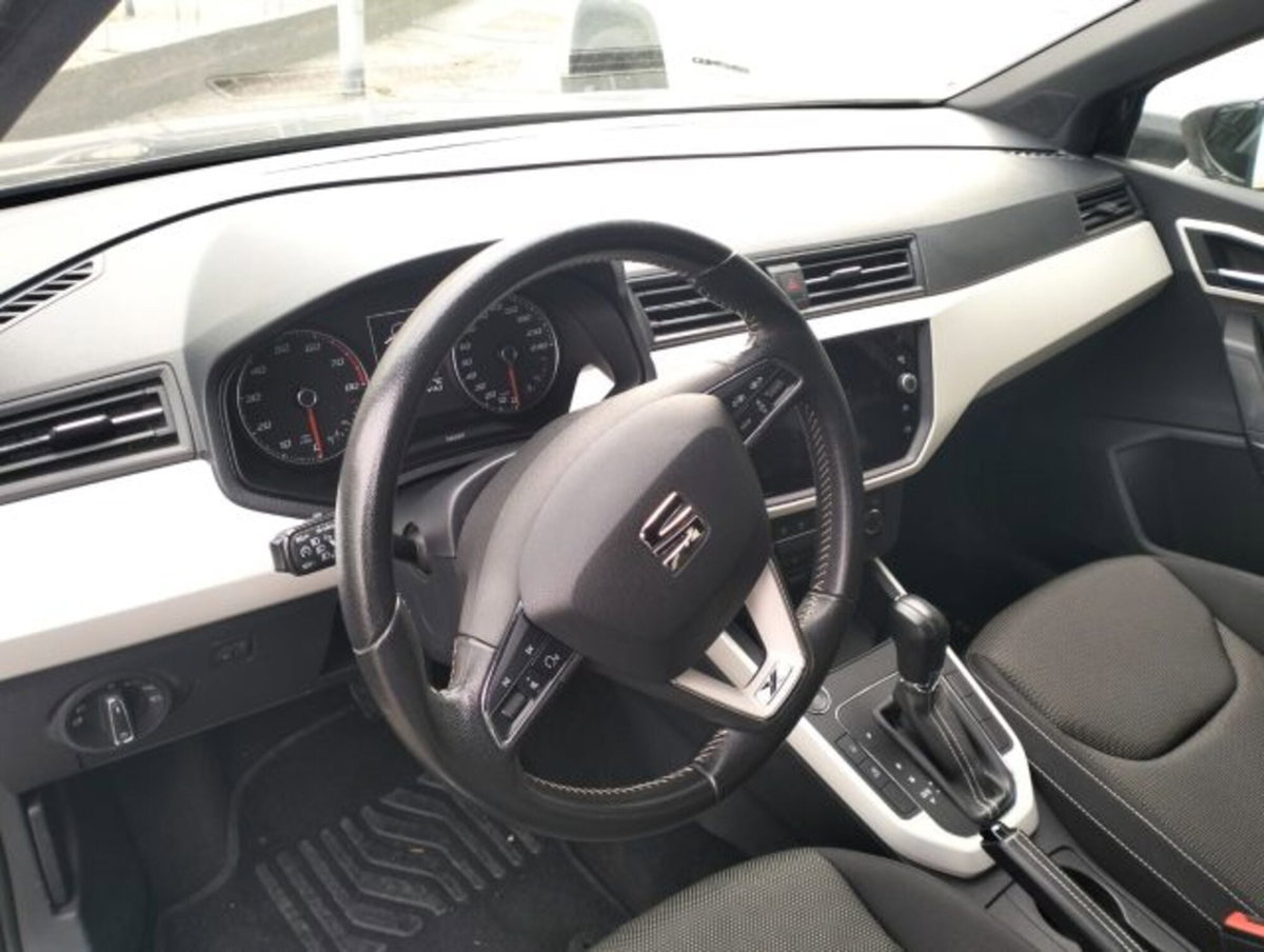 SEAT Arona 1.0 EcoTSI 110 CV DSG FR (5)