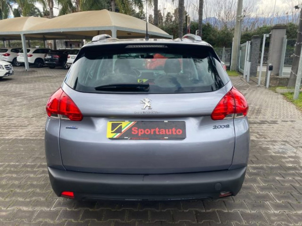 Peugeot 2008 100 Allure (17)