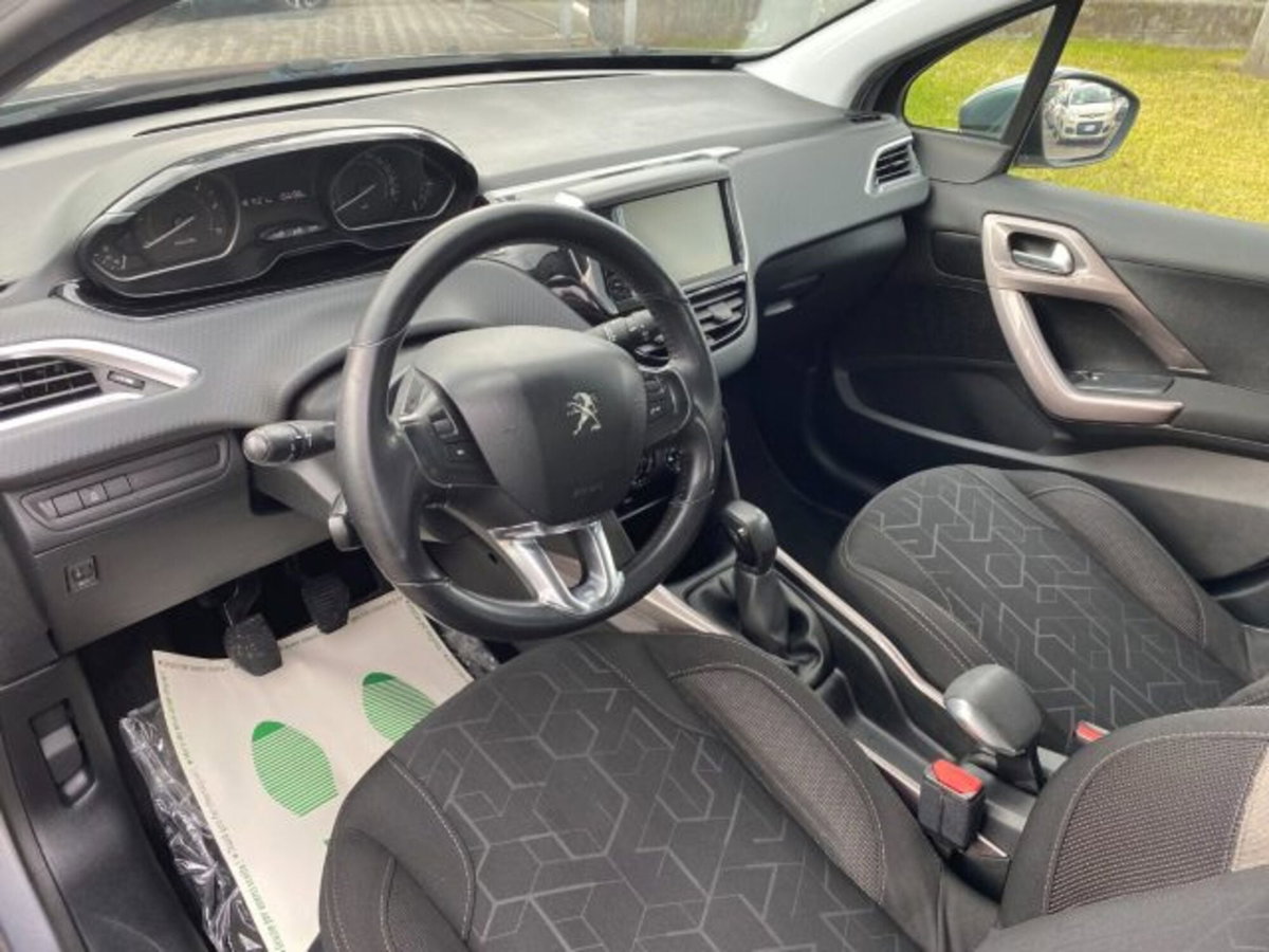 Peugeot 2008 100 Allure (5)