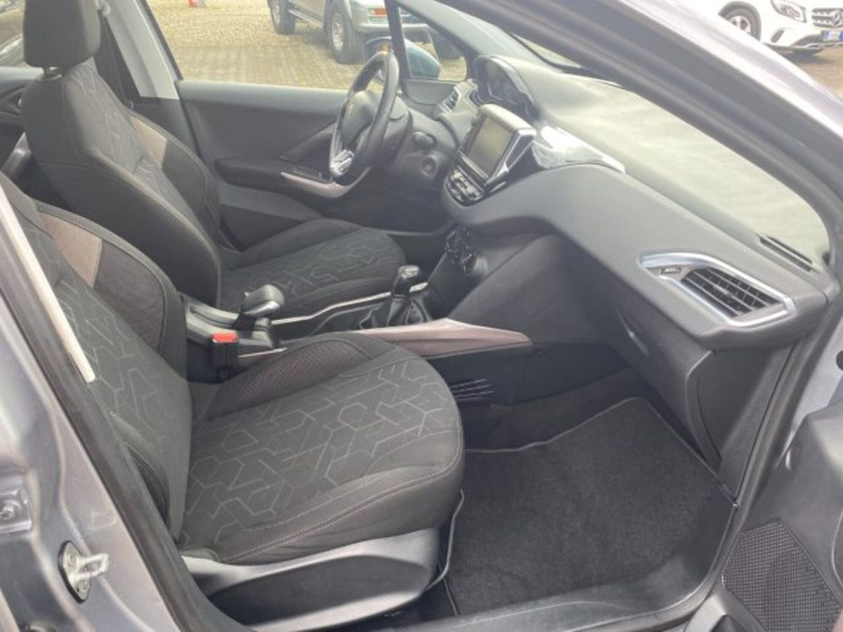 Peugeot 2008 100 Allure (8)
