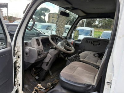 Nissan Cabstar 120.35 3.0 Tdi PC-RG Cabinato SE (10)