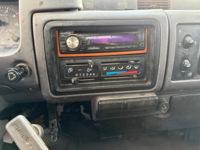Nissan Cabstar 120.35 3.0 Tdi PC-RG Cabinato SE (13)