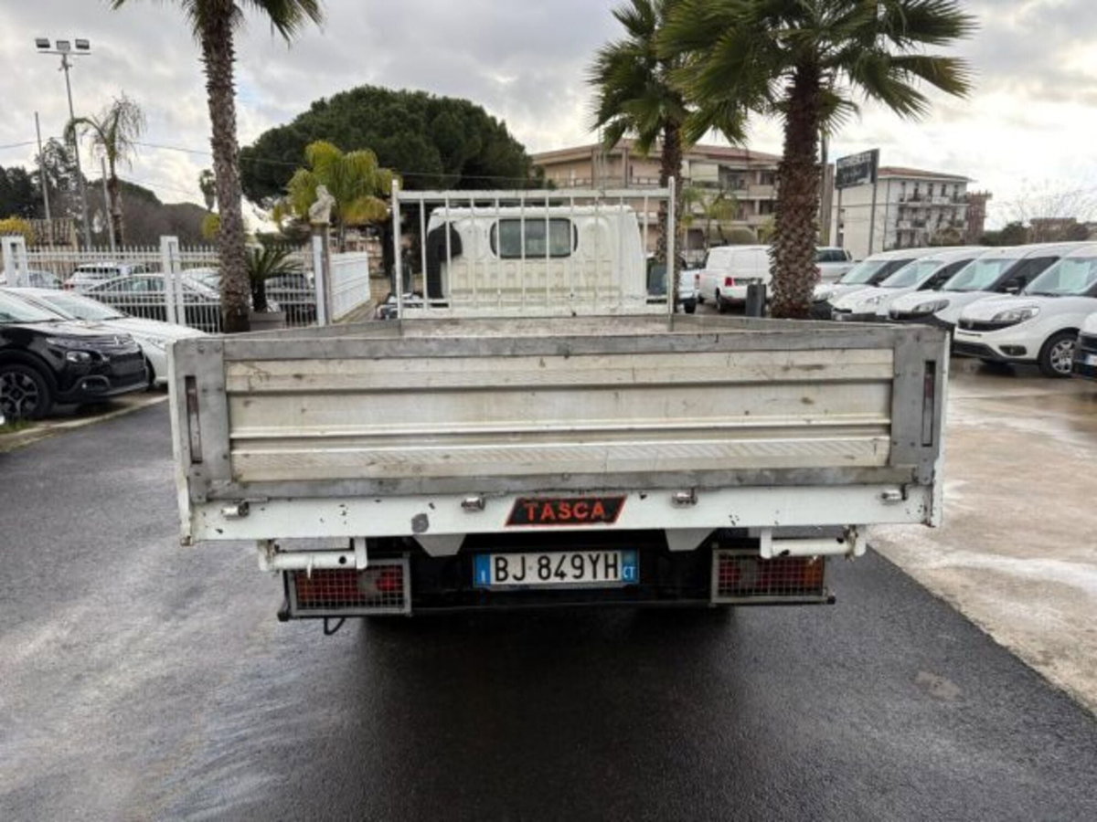 Nissan Cabstar 120.35 3.0 Tdi PC-RG Cabinato SE (5)