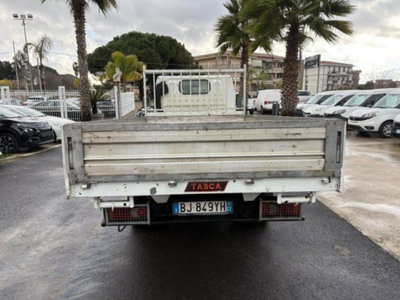 Nissan Cabstar 120.35 3.0 Tdi PC-RG Cabinato SE (5)