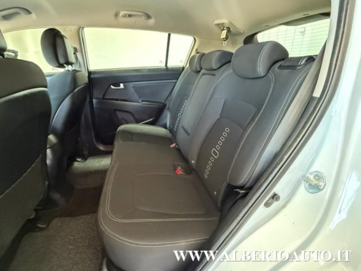 Kia Sportage 1.7 CRDI VGT 2WD Cool (8)