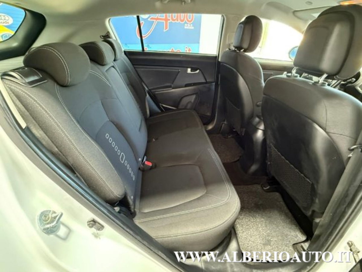 Kia Sportage 1.7 CRDI VGT 2WD Cool (9)