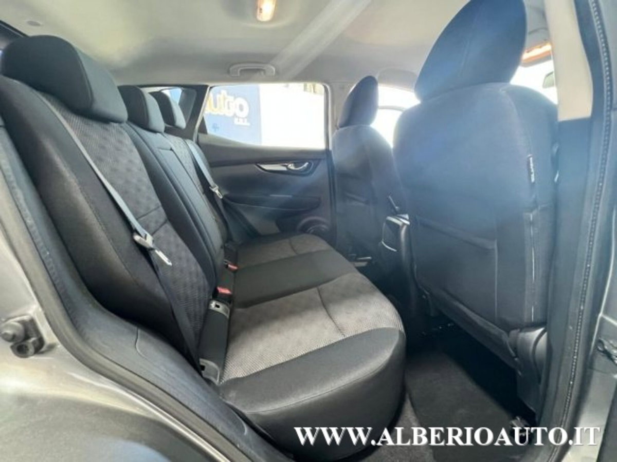 Nissan Qashqai 1.6 dCi 2WD Acenta (9)