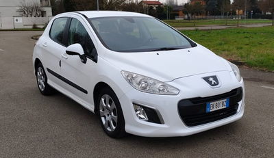 Peugeot 308 1.6 VTi 120CV 5p. Active usata