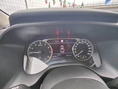 Nissan Qashqai 1.3 mhev Acenta 2wd 140cv (7)