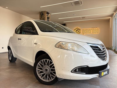 Lancia Ypsilon 1.2 69 CV 5 porte Platinum usata