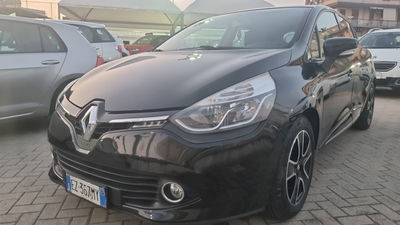 Renault Clio 1.2 75CV 5 porte Costume National usata