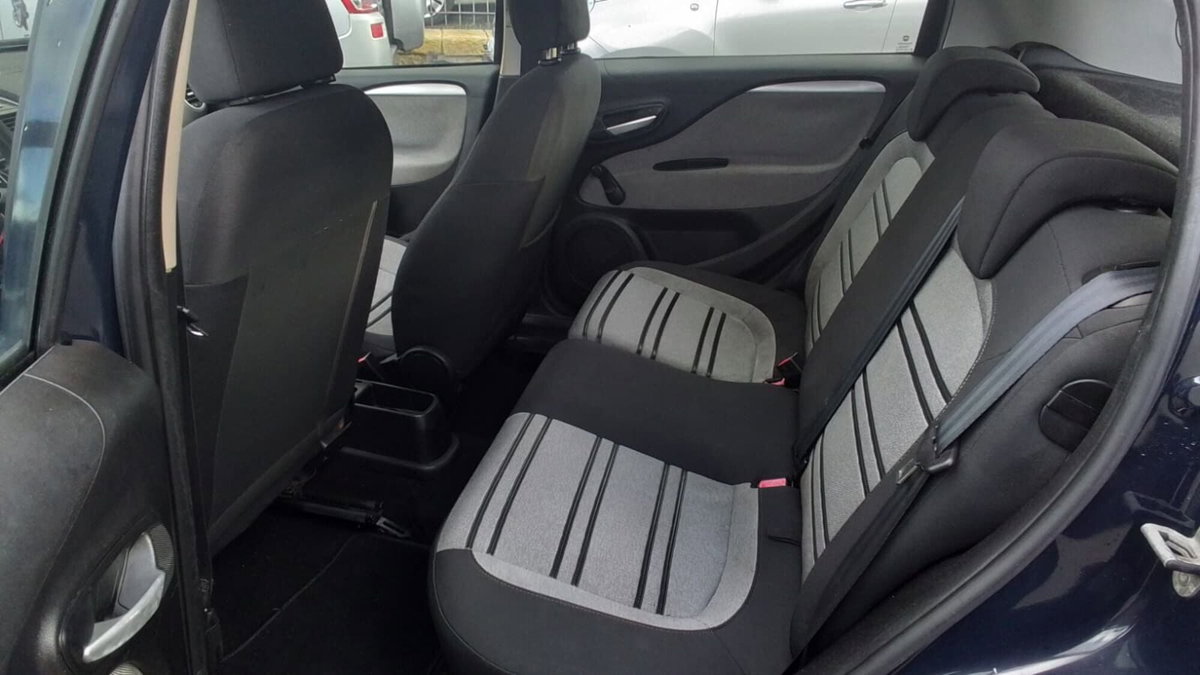 Fiat Punto Evo 1.3 Mjt 75 CV 5 porte Active (4)