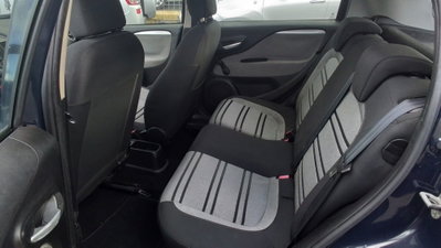 Fiat Punto Evo 1.3 Mjt 75 CV 5 porte Active (4)