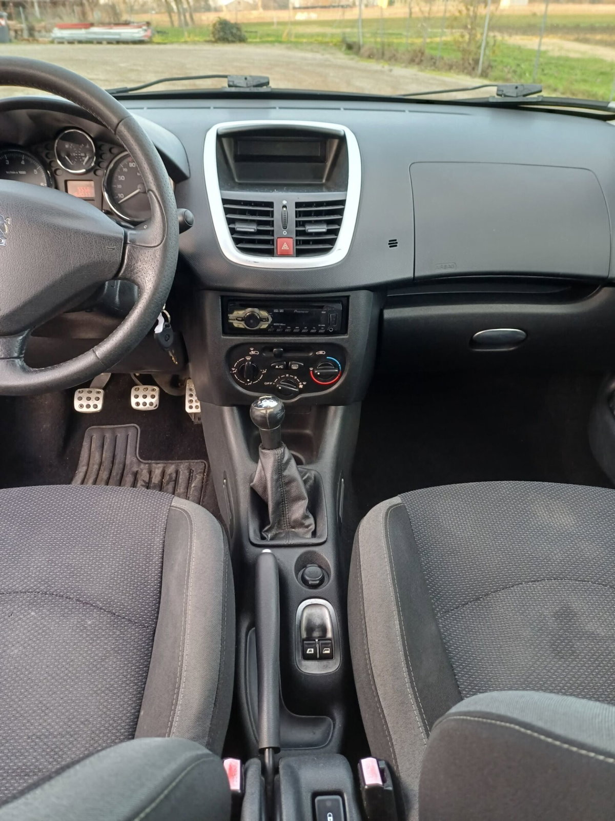 Peugeot 206 60CV 5p. Generation ECO GPL (18)