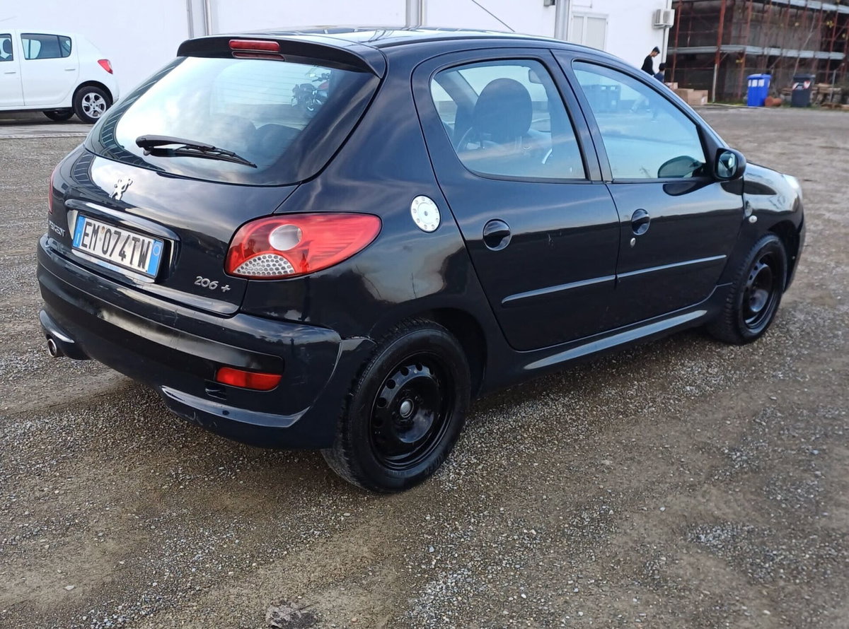 Peugeot 206 60CV 5p. Generation ECO GPL (19)