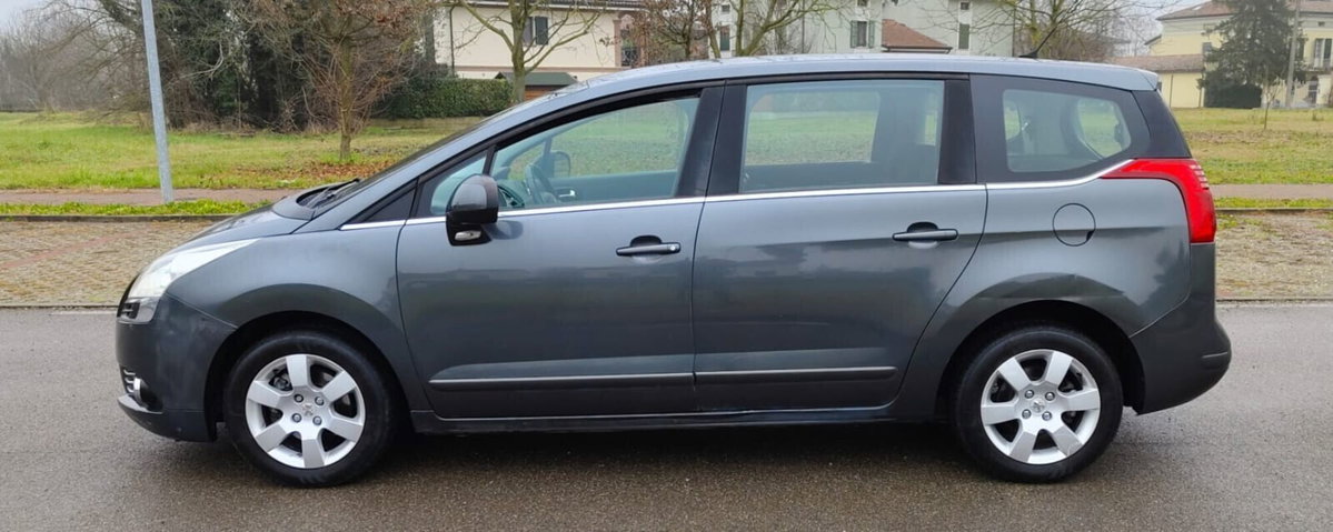 Peugeot 5008 1.6 HDi 112CV Business (5)