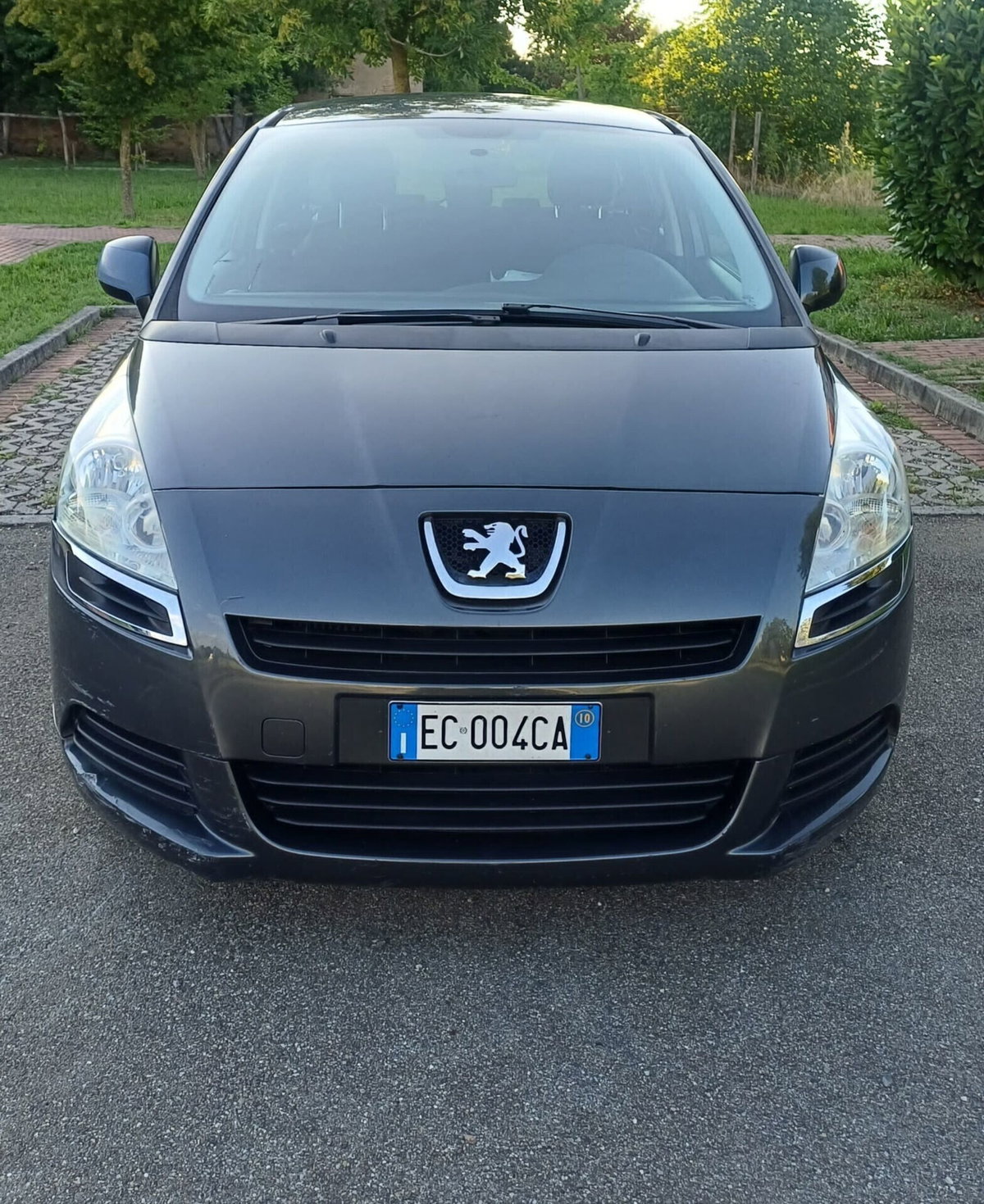 Peugeot 5008 1.6 HDi 112CV Tecno (3)