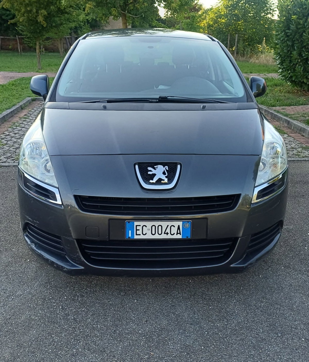 Peugeot 5008 1.6 HDi 112CV Tecno (7)