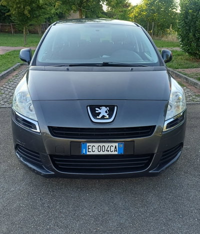 Peugeot 5008 1.6 HDi 112CV Tecno (7)