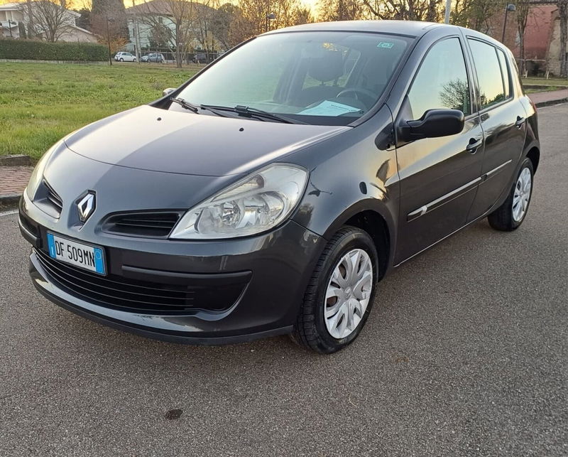 Renault Clio 1.2 16V 5 porte Luxe