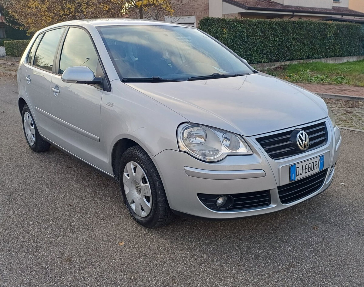 Volkswagen Polo 1.2/70CV 12V 5p. Comfortline (10)
