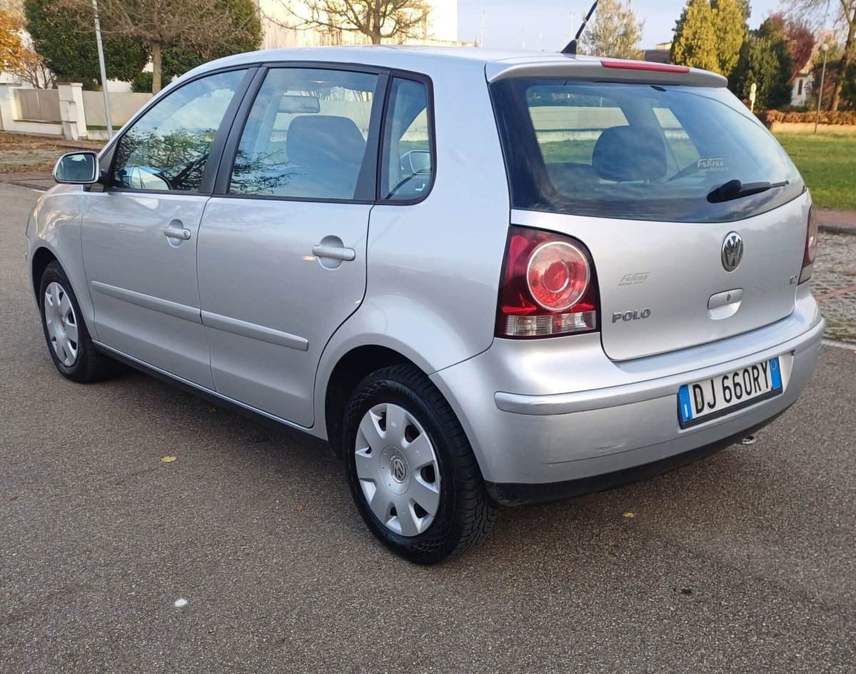 Volkswagen Polo 1.2/70CV 12V 5p. Comfortline (20)