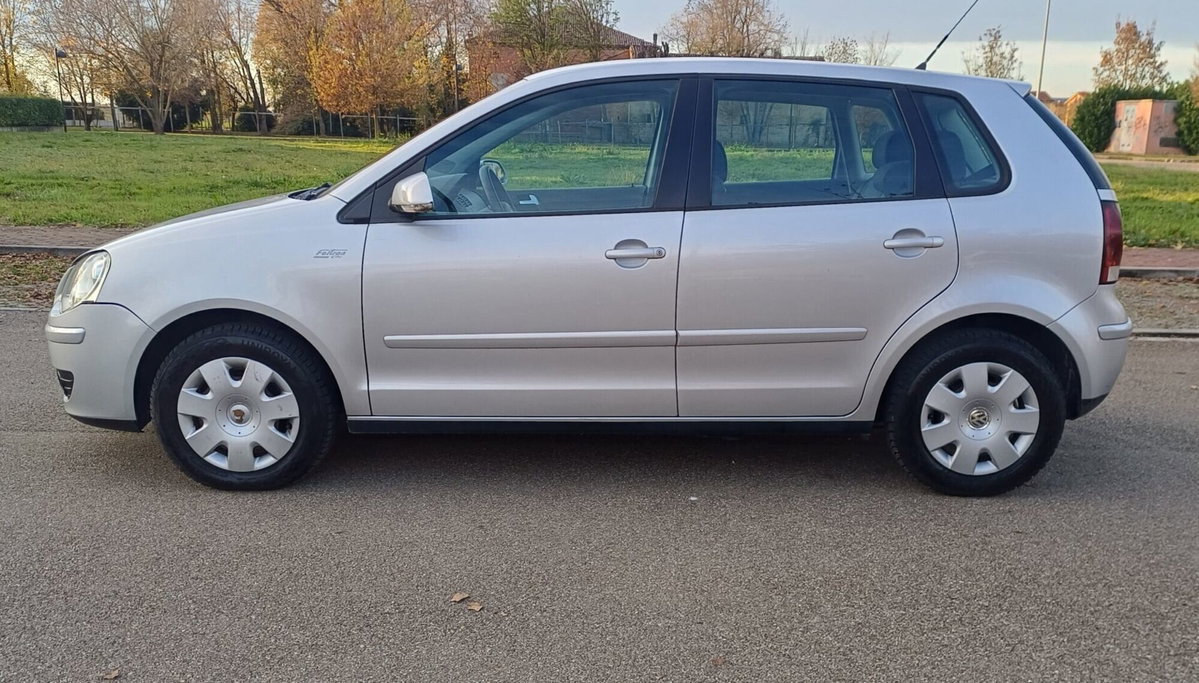 Volkswagen Polo 1.2/70CV 12V 5p. Comfortline (4)