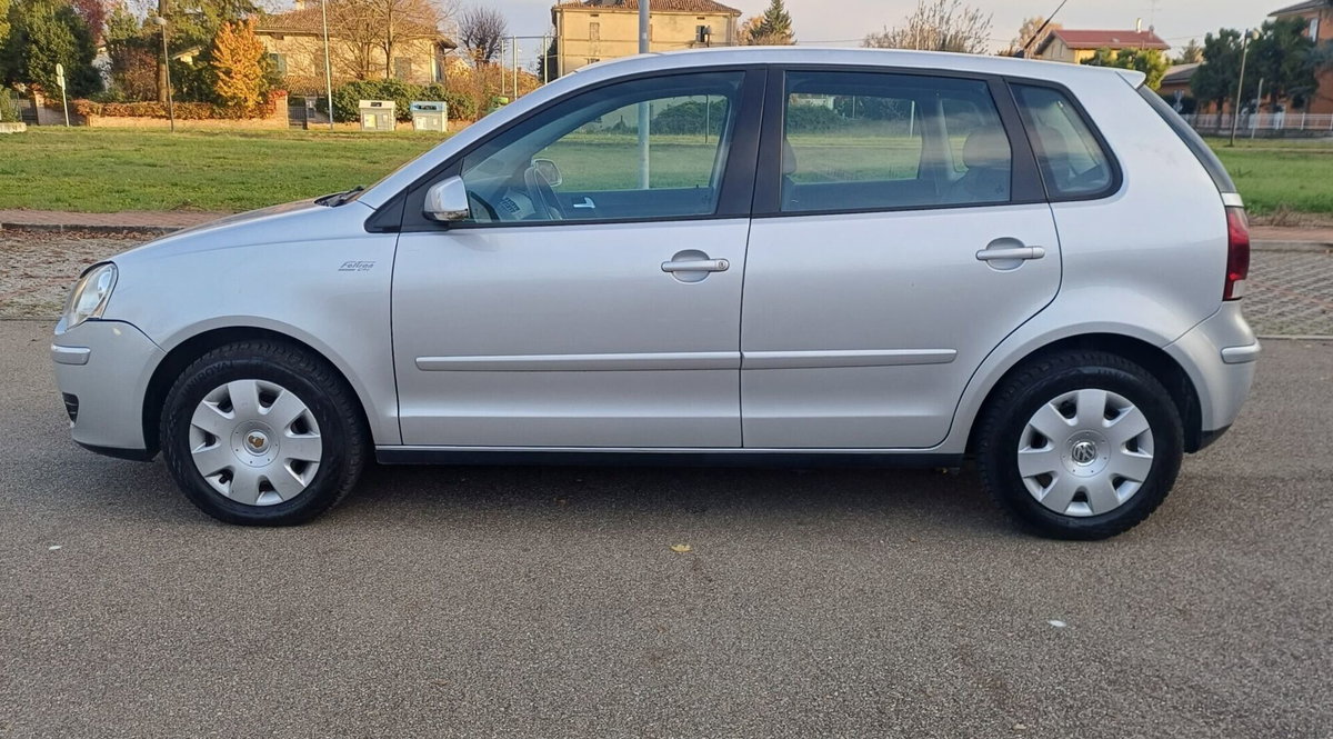Volkswagen Polo 1.2/70CV 12V 5p. Comfortline (9)