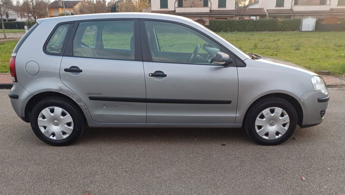 Volkswagen Polo 1.2/70CV 12V 5p. Comfortline (11)