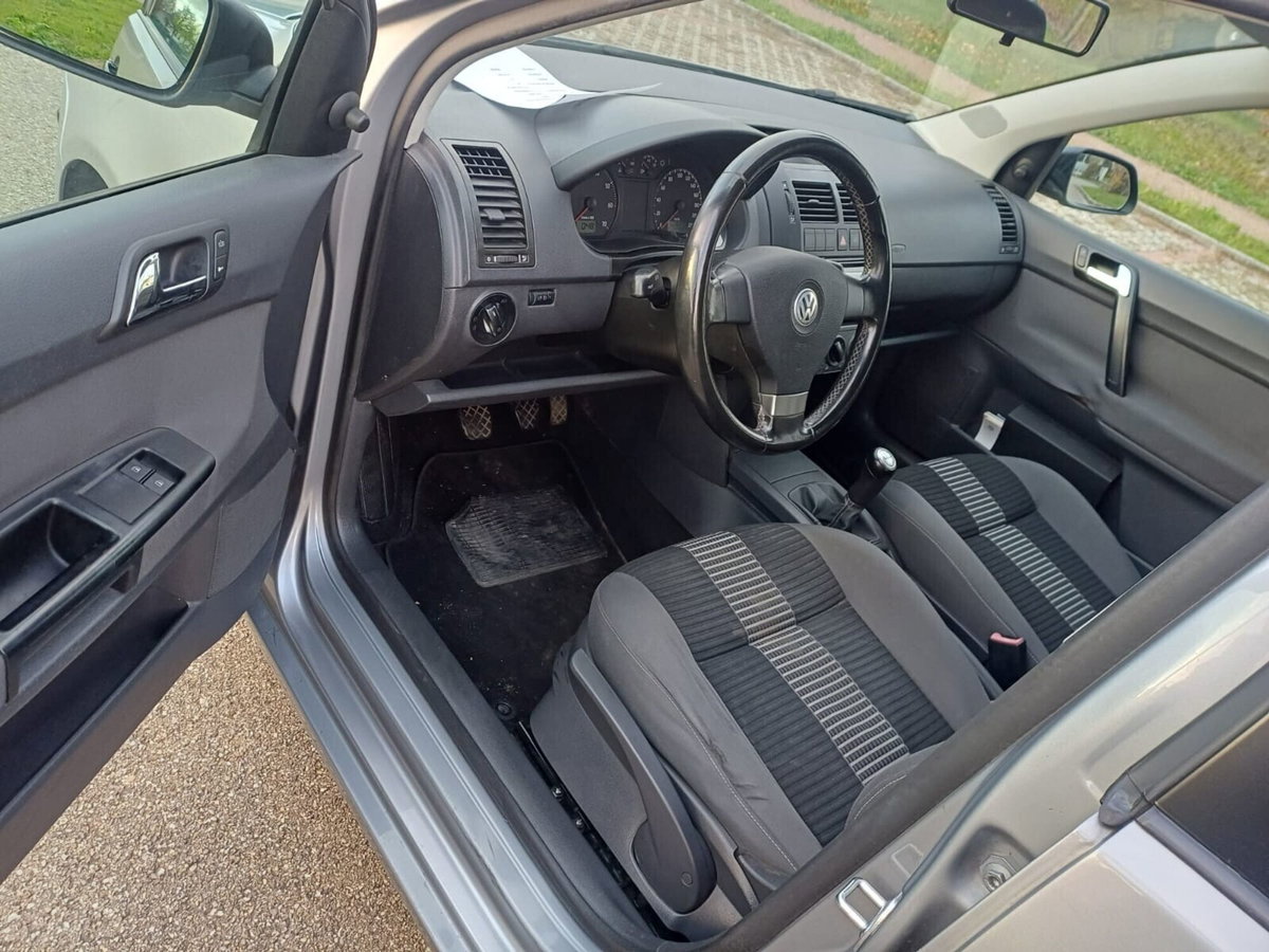 Volkswagen Polo 1.2/70CV 12V 5p. Comfortline (13)