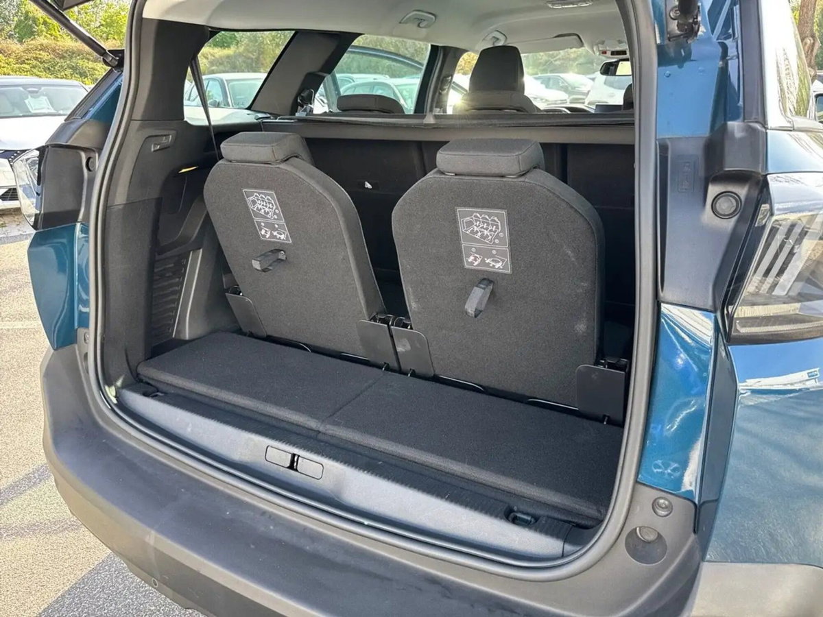 Peugeot 5008 1.5 bluehdi Active Pack s&s 130cv eat8 (8)