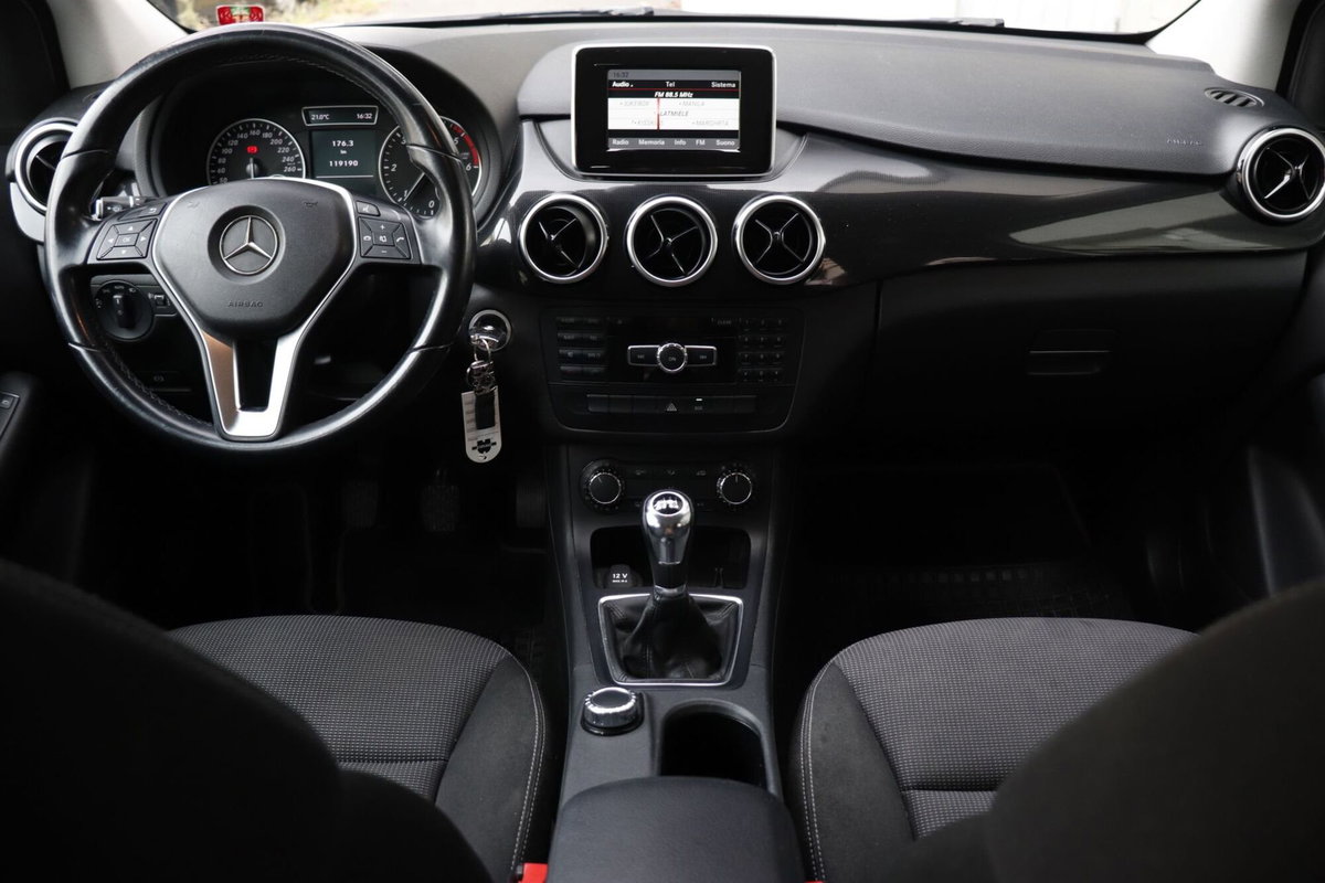 Mercedes-Benz Classe B 180 CDI Executive (2)