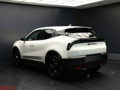 Alfa Romeo Junior 1.2 ibrida Speciale 145cv edct6 (9)