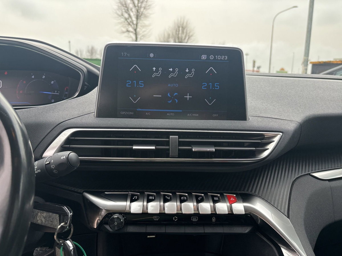 Peugeot 3008 BlueHDi 130 S&S EAT8 Active Business (19)