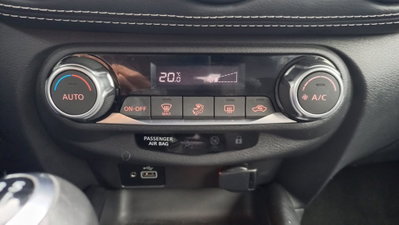 Nissan Juke 1.0 dig-t Acenta 114cv (10)