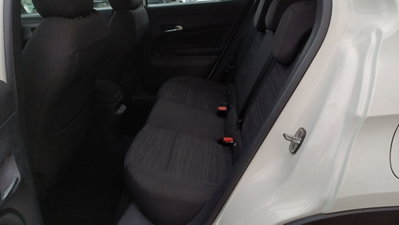 Jeep Avenger 1.2 turbo Longitude fwd 100cv (9)