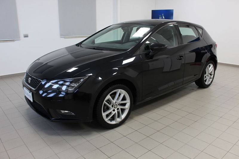 SEAT Leon 1.6 TDI 105 CV 5p. Style
