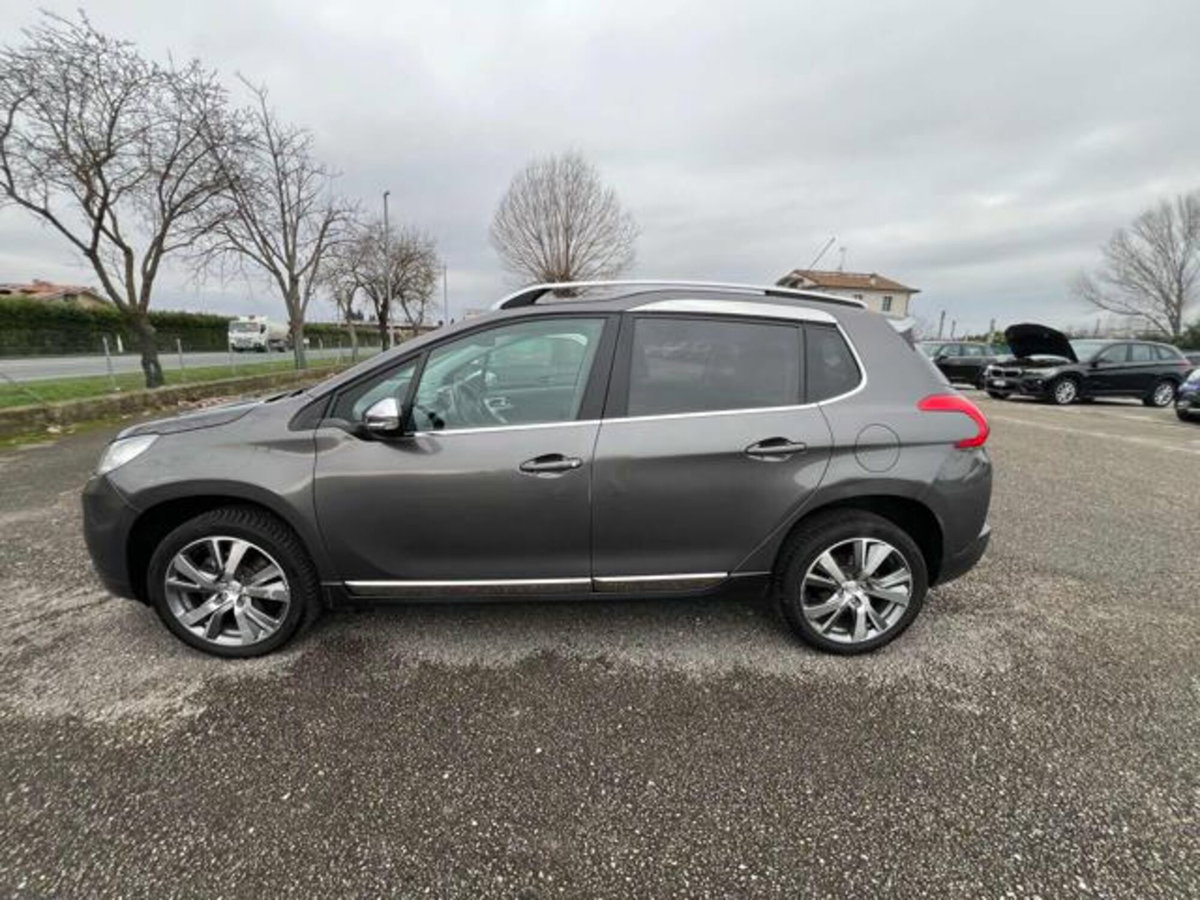 Peugeot 2008 120 S&S Allure (6)