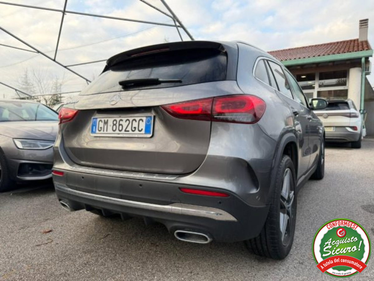 Mercedes-Benz GLA SUV 180 d Automatic Premium (2)