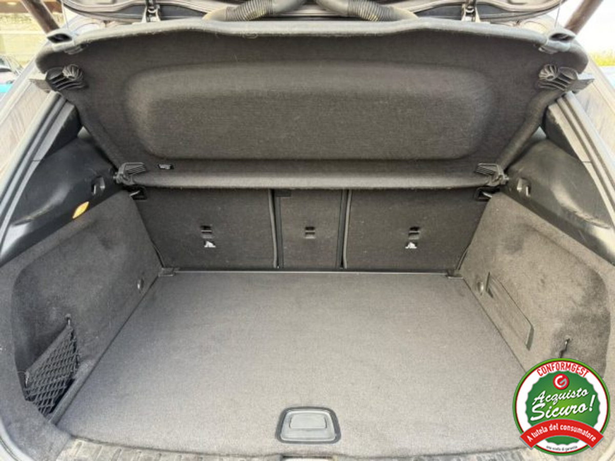 Mercedes-Benz GLA SUV 180 d Automatic Premium (4)
