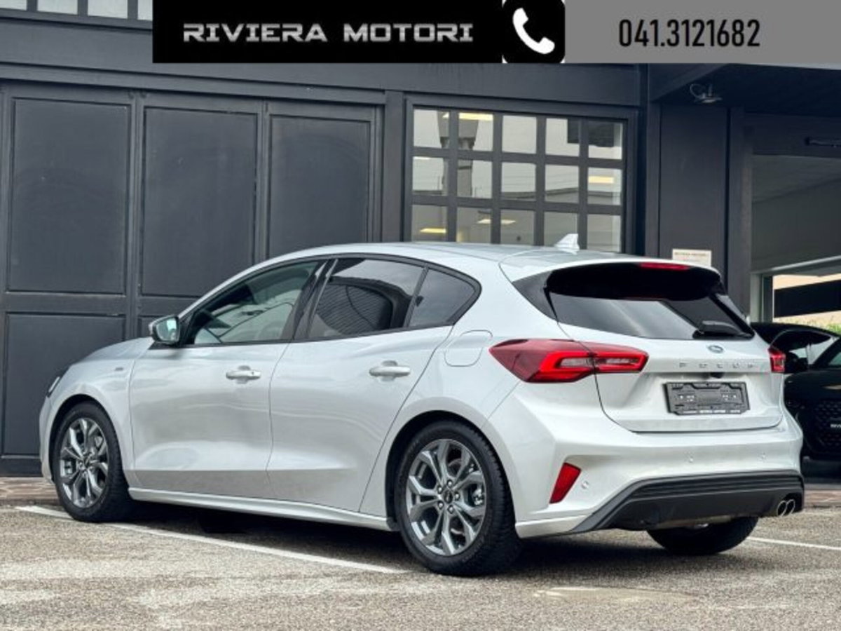 Ford Focus 1.5 EcoBlue 115 CV automatico 5p. ST-Line Style (12)