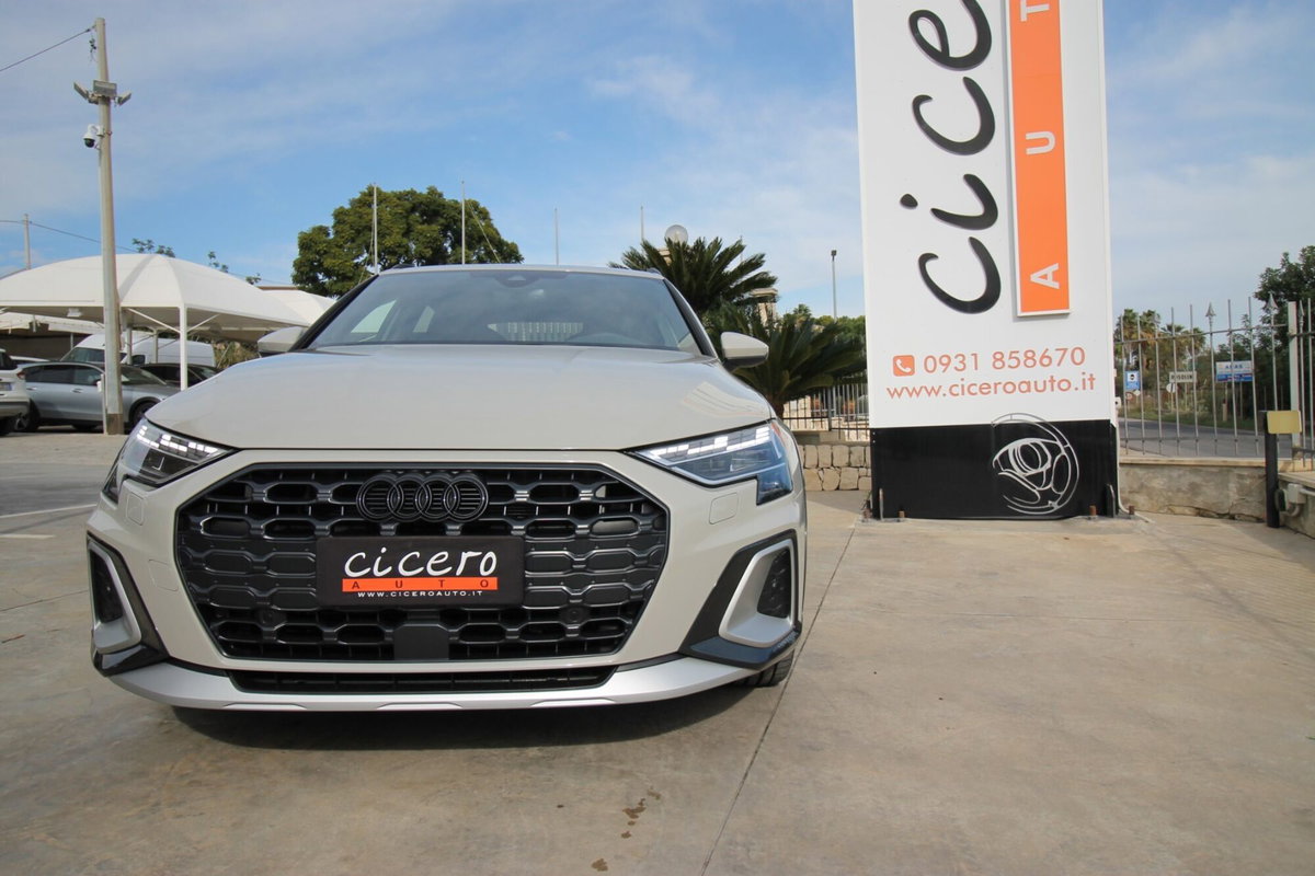 Audi A3 allstreet 1.5 tfsi mhev Identity Contrast 150cv s-tronic (2)