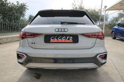 Audi A3 allstreet 1.5 tfsi mhev Identity Contrast 150cv s-tronic (5)