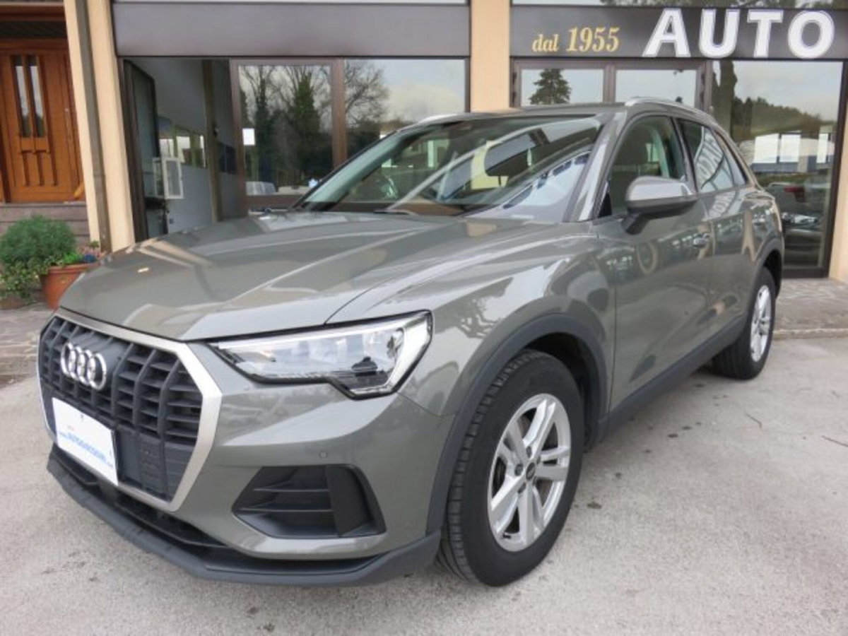 Audi Q3 35 TDI quattro S tronic Business