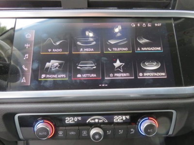 Audi Q3 35 TDI quattro S tronic Business (14)