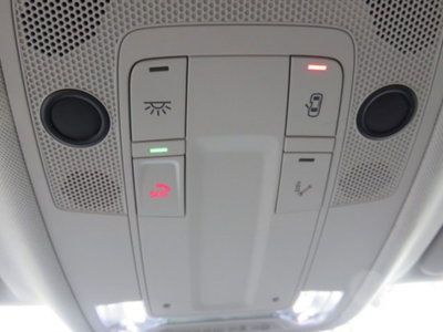 Audi Q3 35 TDI quattro S tronic Business (17)