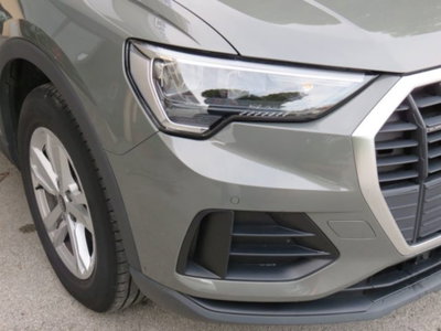 Audi Q3 35 TDI quattro S tronic Business (19)