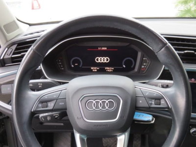 Audi Q3 35 TDI quattro S tronic Business (9)